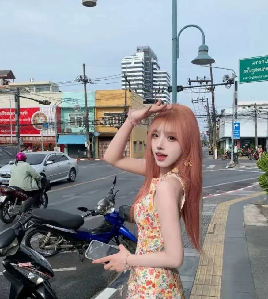 ###资源名输出至变量<br />
《抖音木木黄色冲锋衣》