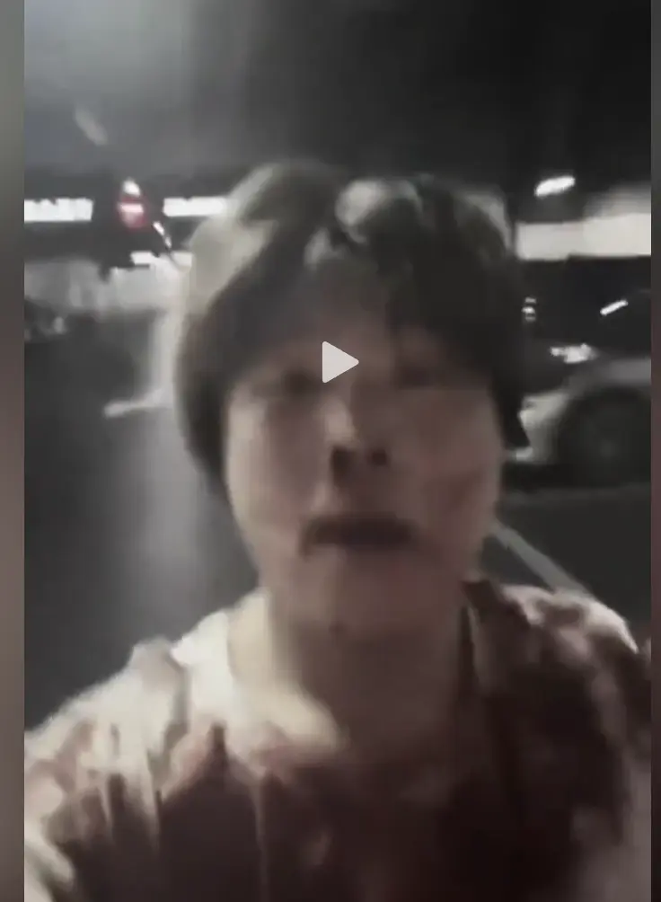 《深圳网红赵俊逸被打视频》1080P高清无广告免费在线观看，深圳网红赵俊逸被打视频事件全还原，蓝光HD全集在线播放，夸克网盘下载