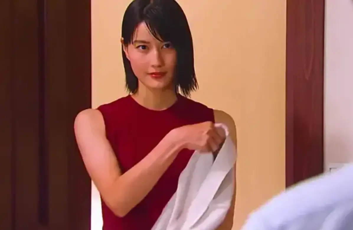 日本爱情电影《家庭教师》HD高清无删减免费在线观看_电影《家庭教师》1080P完整版流畅播放无广告-蜜桃影院