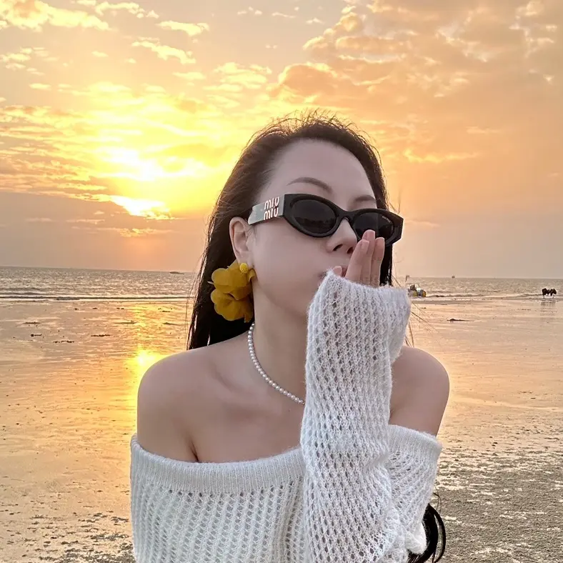 流畅不卡顿免费看《唐山一拖三》，高清画质体验极致观感，《神眸一拖三》深度解析带你彻底了解事件始末